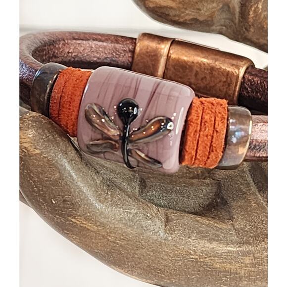 NEW Artisan Rose Gold Distressed Leather & Ceramic Dragonfly Bead Bangle - Picture 2 of 7